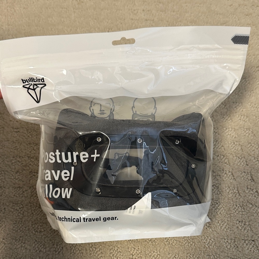 Bullbird Black Posture+ Travel Pillow